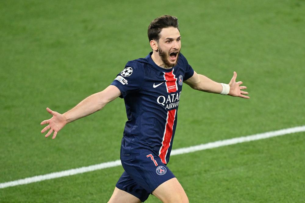 5拦截3解围，官方：赫拉芬贝赫当选利物浦vs国米一役全场最佳